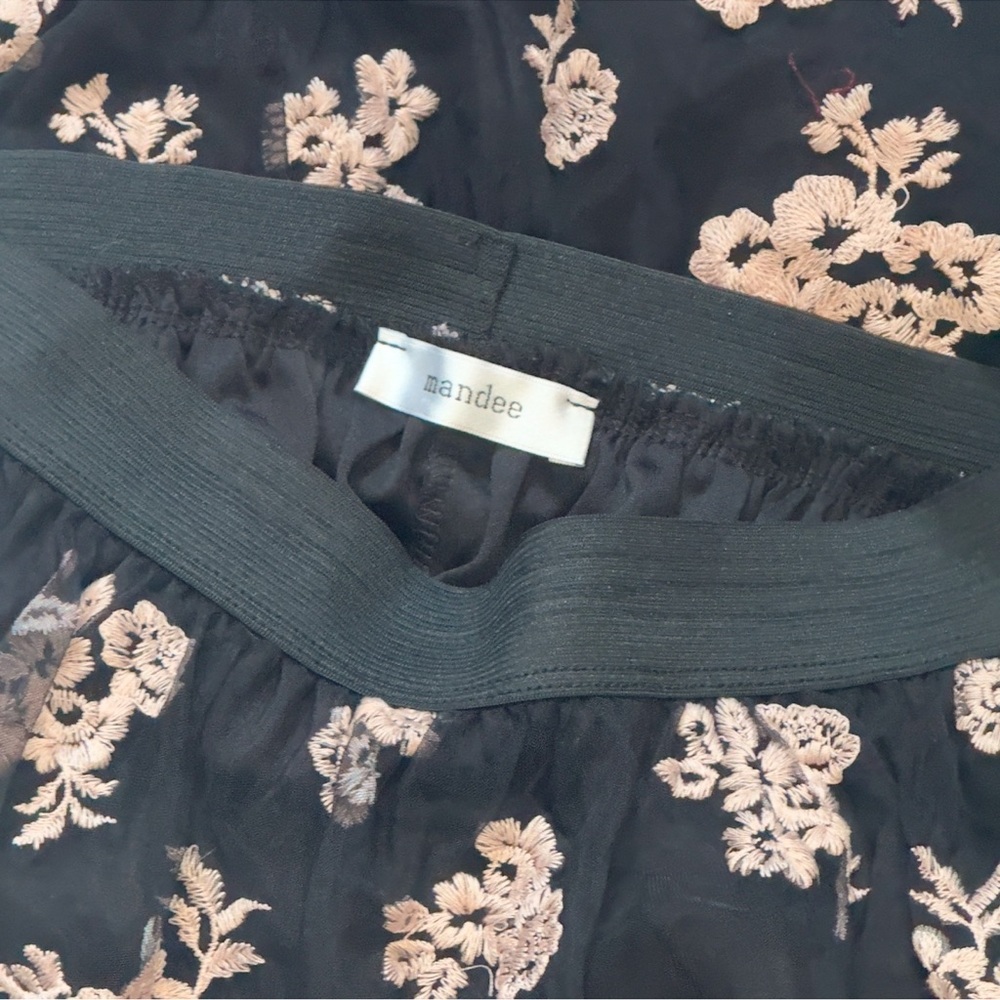 🇨🇦 Mandee Black Floral Embroidered Lined Tulle Short Skirt Small - Picture 6 of 10